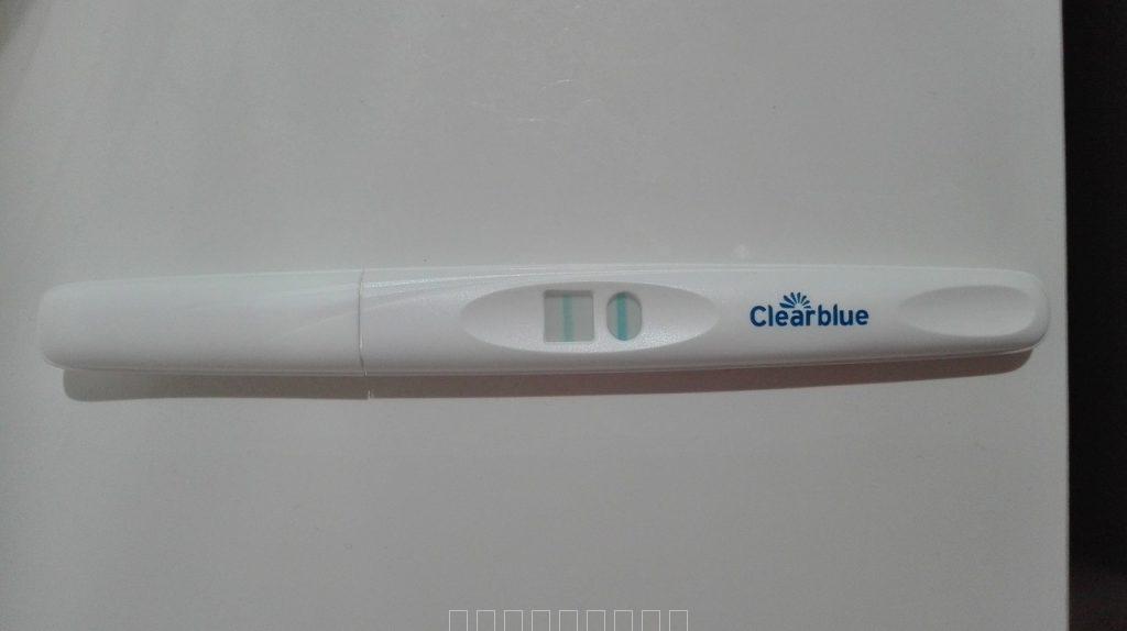 妊娠検査薬　フライング　4週　生理予定日　クリアブルー